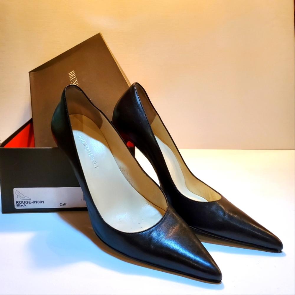 Bruno Magli Black Pumps size 9.5 / 41